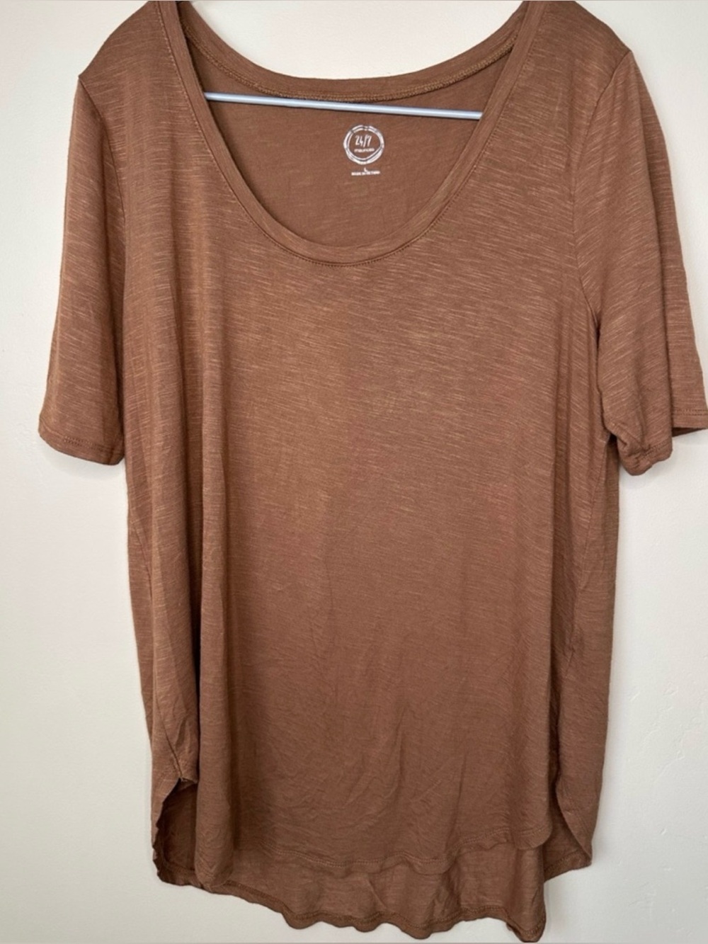 Maurices Women’s Large Brown Scoop Neck Relaxed Short Sleeve Rayon Tee